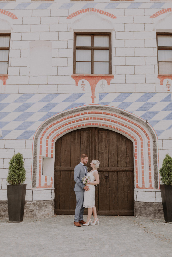 Brautpaar Foto vor der Herzogsburg
